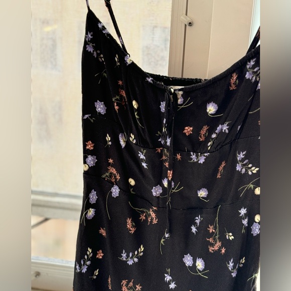 SOLD Wilfred midi dress - Picture 2 of 7